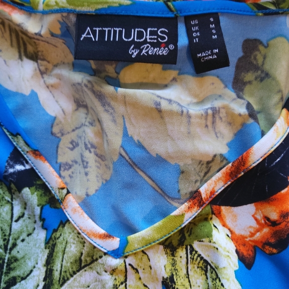 Attitudes Ladies Floral Tunic Top - Picture 9 of 9
